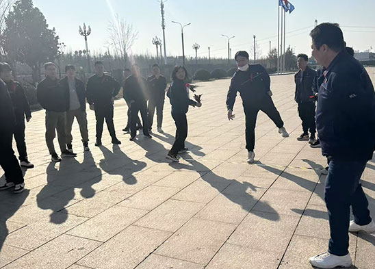 凝心聚力強堡壘，勇毅前行開新局